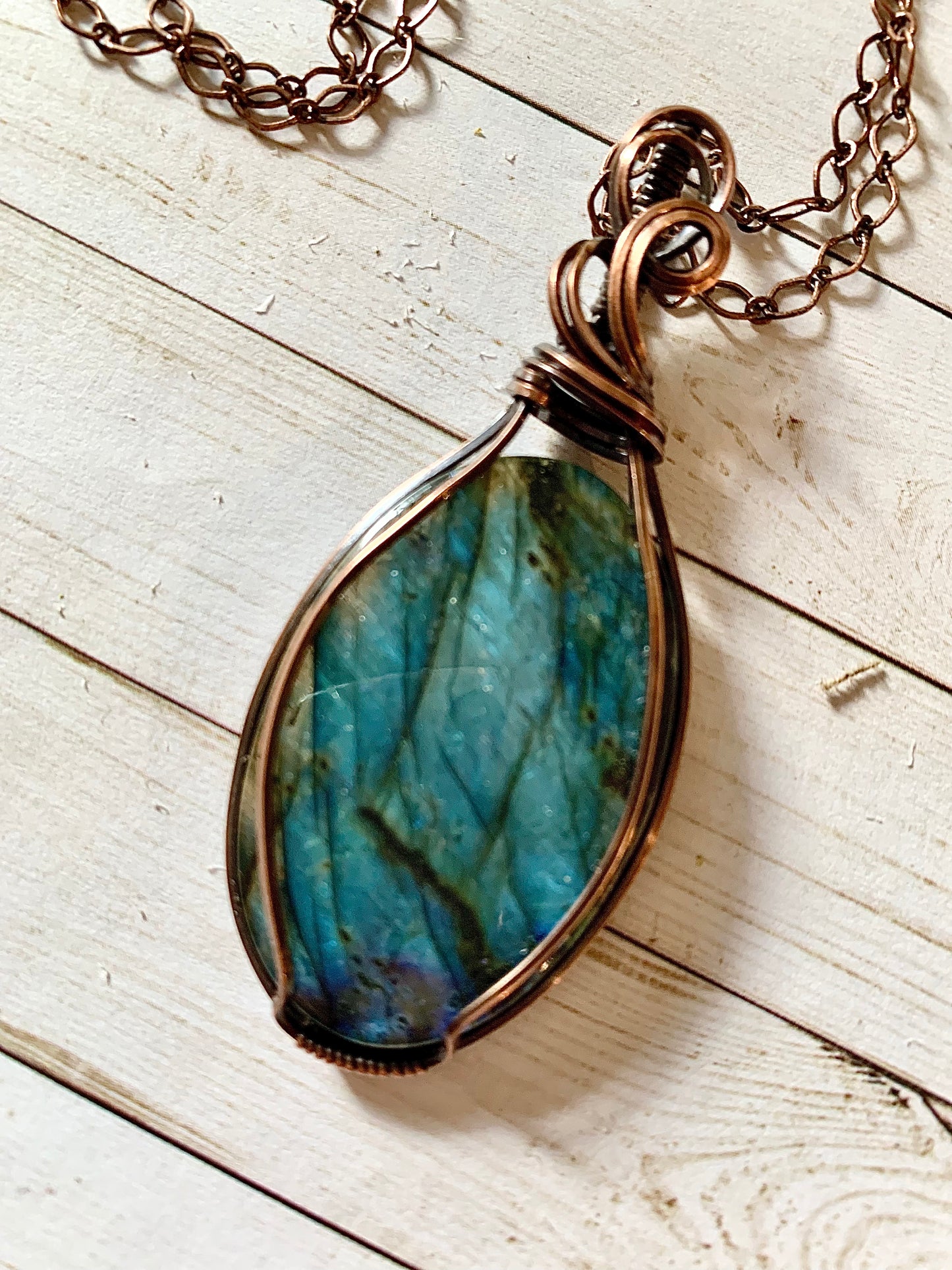Stunning Labradorite Pendant