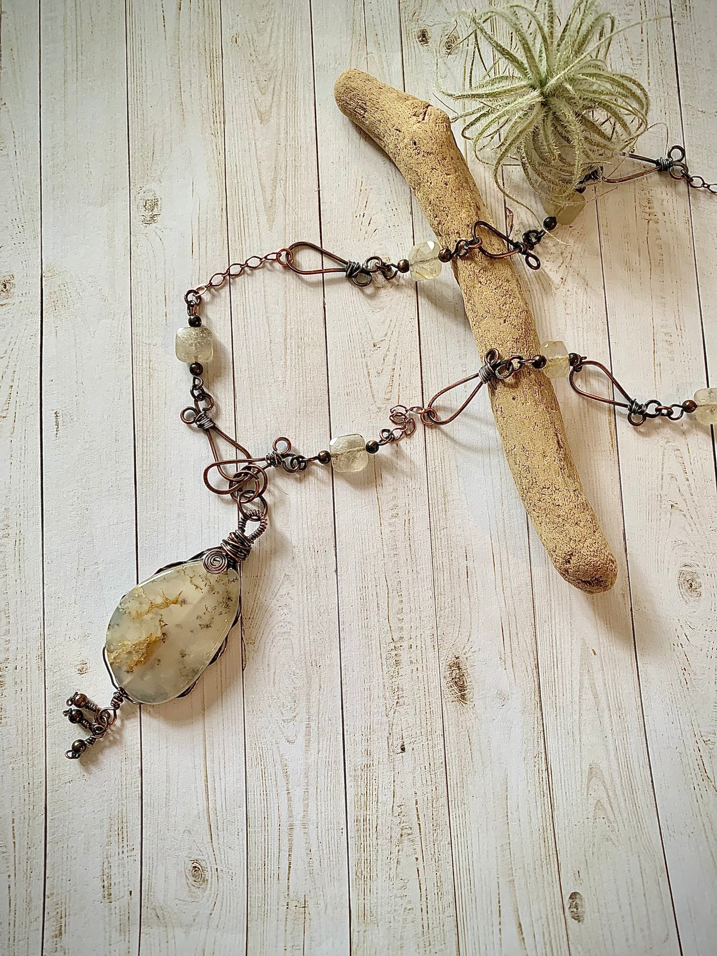 Montana Moss Necklace